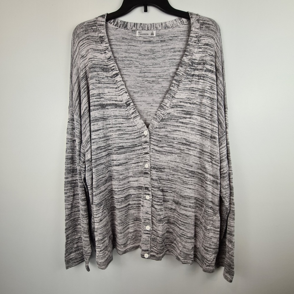 89th+Madison Women's Black & White Button Up Cardigan Top 2X Lightweight V-Neck